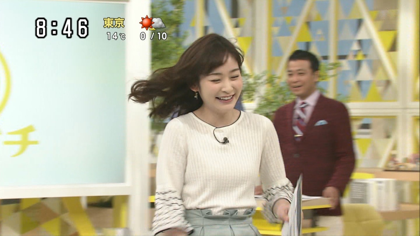 片瀬那奈 シューイチキャスター お尻アングルを撮られる アナきゃぷ速報