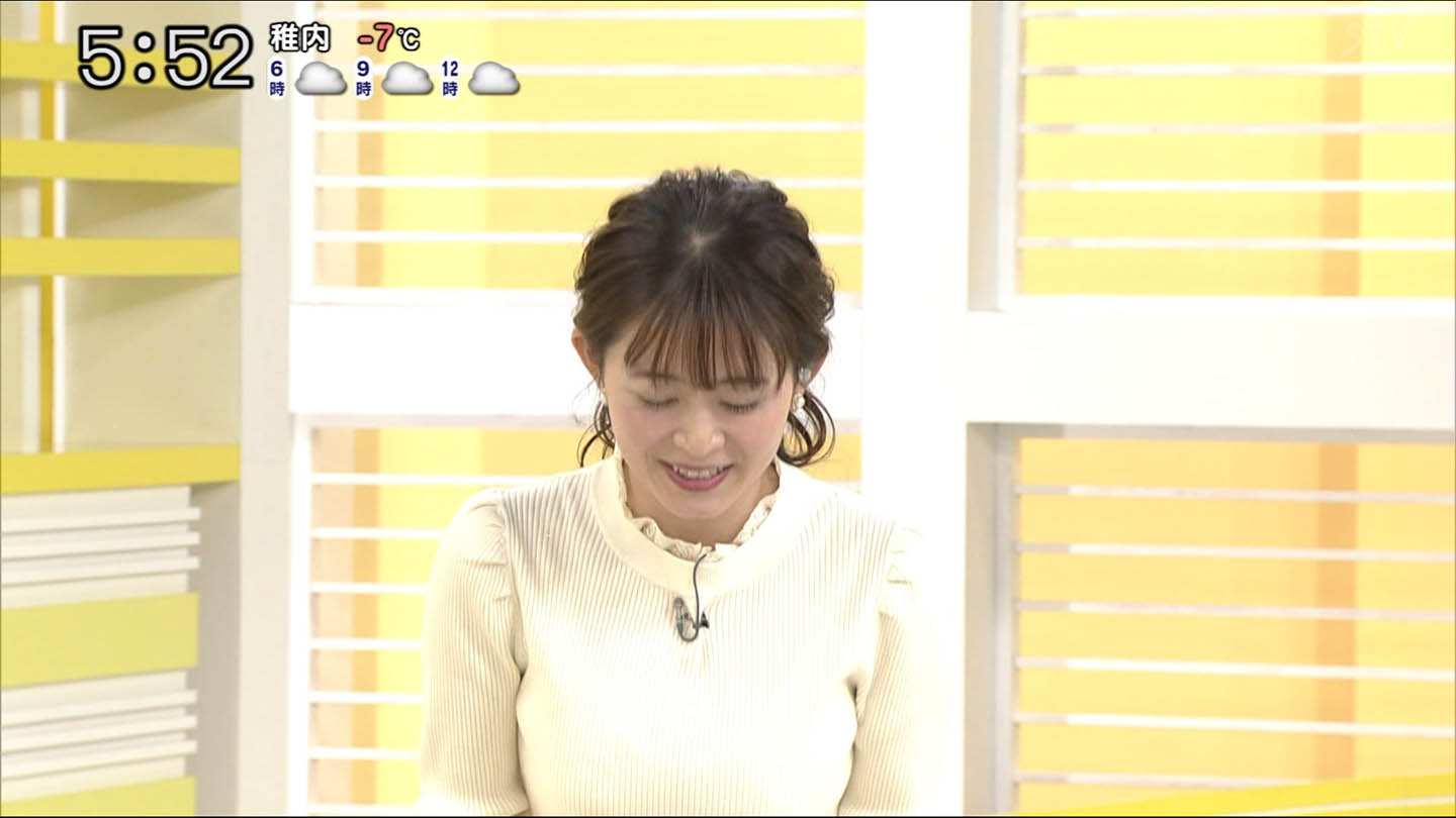 大家彩香アナ　ニットの巨乳！