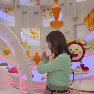 井上清華アナ　エクササイズの横乳！！【GIF動画あり】