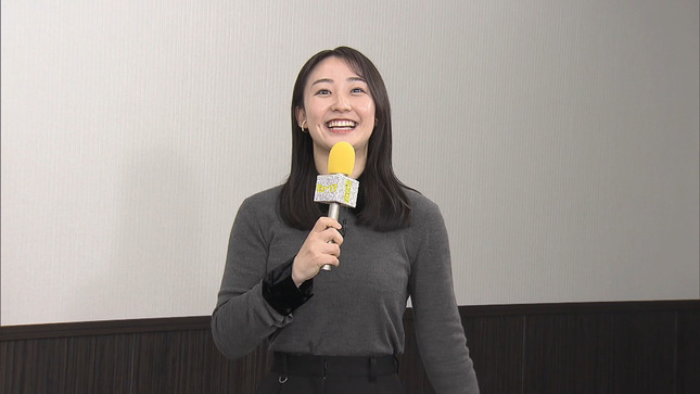 杉原凜アナ　ニットの巨乳、インタビュー！！