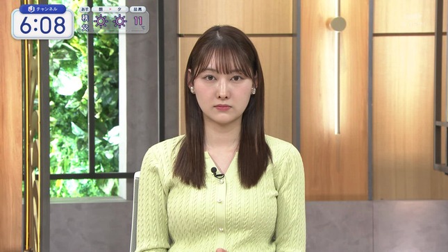 森山みなみアナ　セクシーニットの豊乳！！