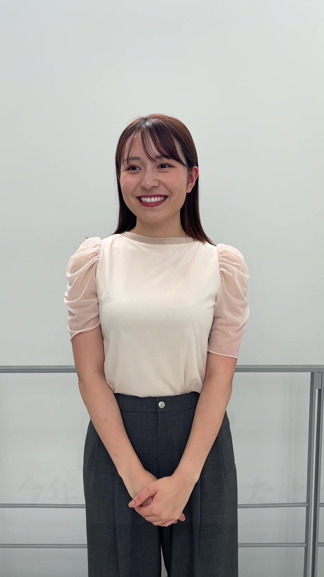 着衣 おっぱい アナウンサー 