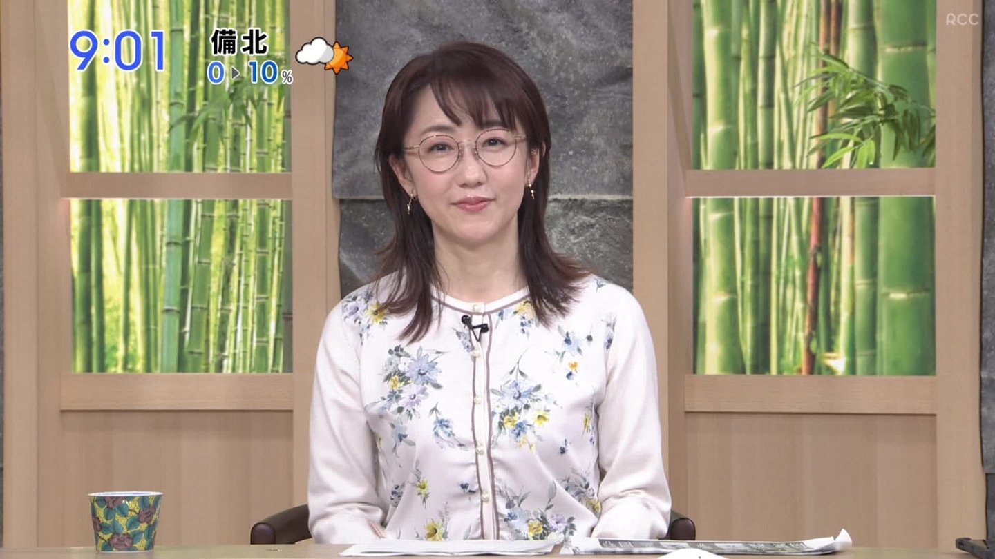 唐橋ユミアナ うっすらと透ける アナきゃぷ速報