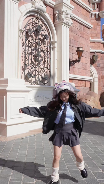 森香澄アナ　強風に煽られたミニスカが股間に張り付いてしまう！！【GIF動画あり】