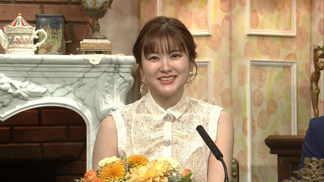 増田紗織アナ　セクシーノースリーブ！！