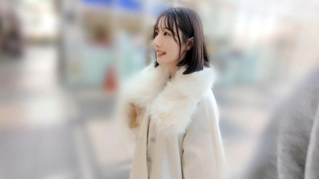 大人しめな見た目とは裏腹な 3