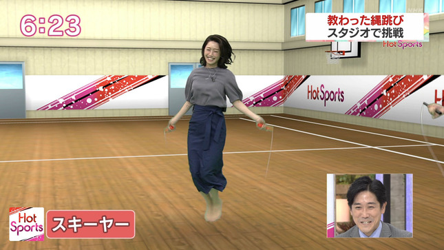 牛田茉友アナ　スタジオで縄跳びをして巨乳が揺れる！！【GIF動画あり】
