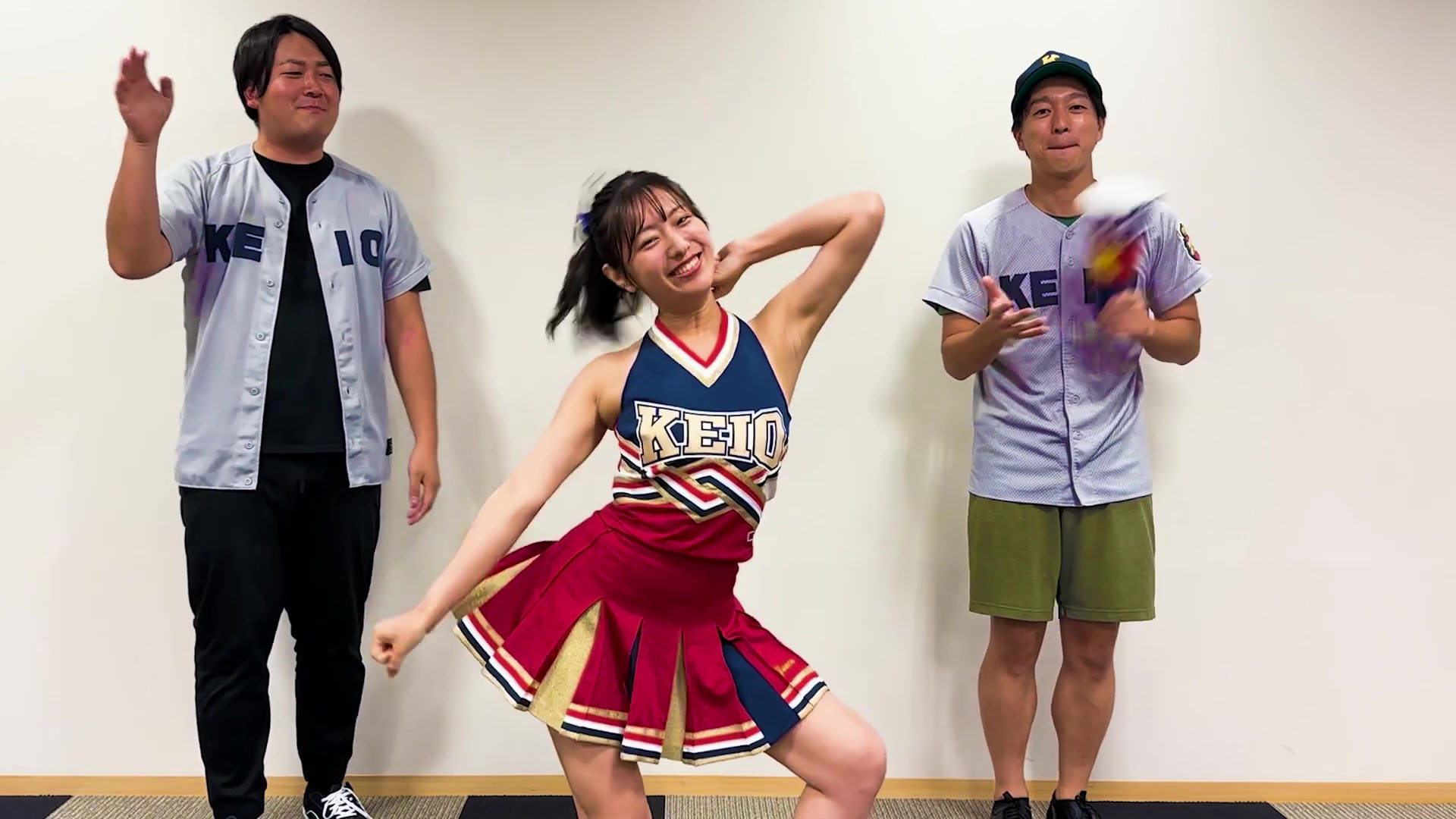 高田夏帆パンチラ画像 白戸ゆめのアナ チアダンスで豪快に開脚パンチラ！！【GIF動画あり】 : アナきゃぷ速報