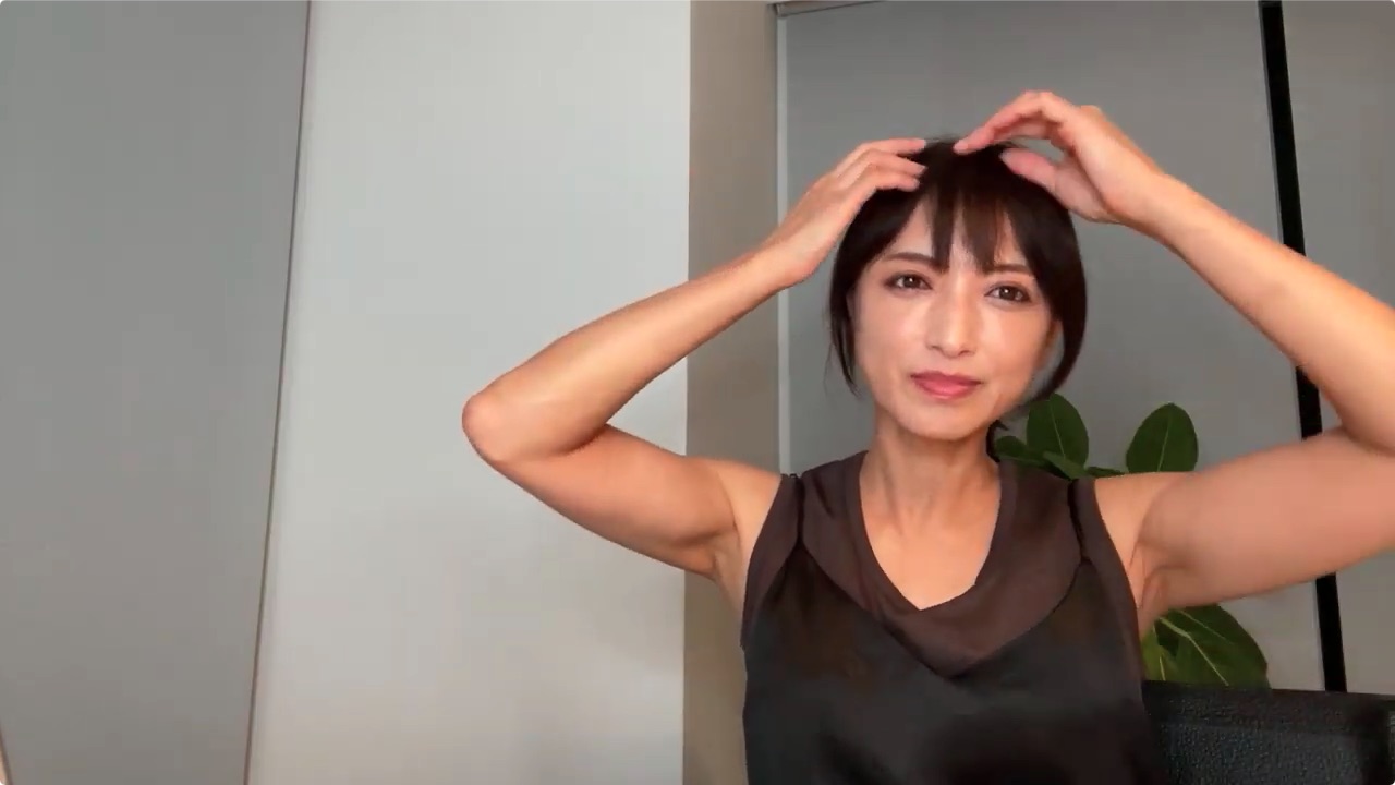 望月理恵エロ 望月理恵アナ ライブ配信で脇全開！！【GIF動画あり】 : アナきゃぷ速報
