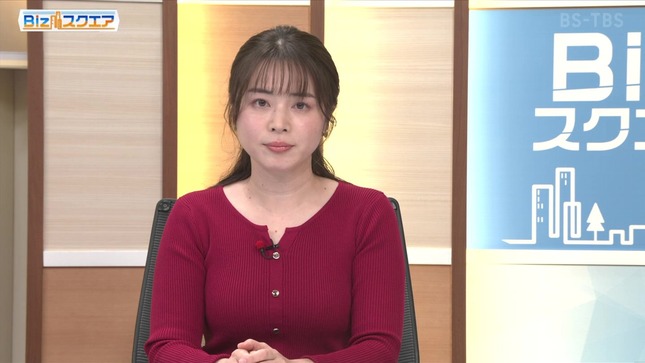 皆川玲奈アナ　ニットで巨乳がくっきり！！