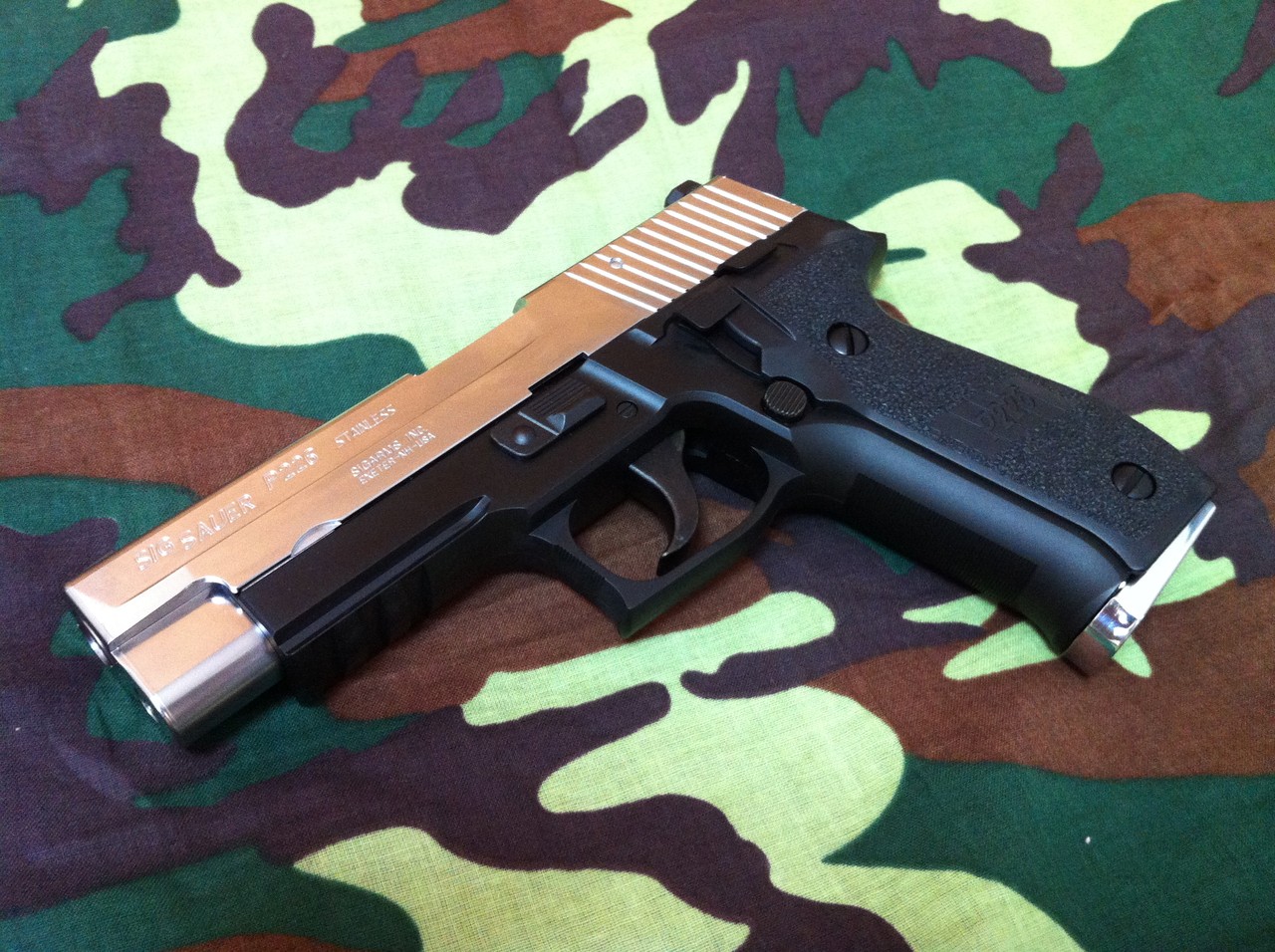 東京マルイ SIG P226 レイル プレミアム 限定モデル