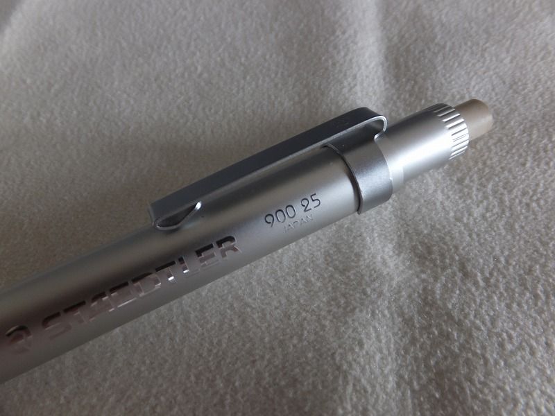 鉛筆補助軸（鉛筆フォルダー）比較 【ファーバーカステル】UFO