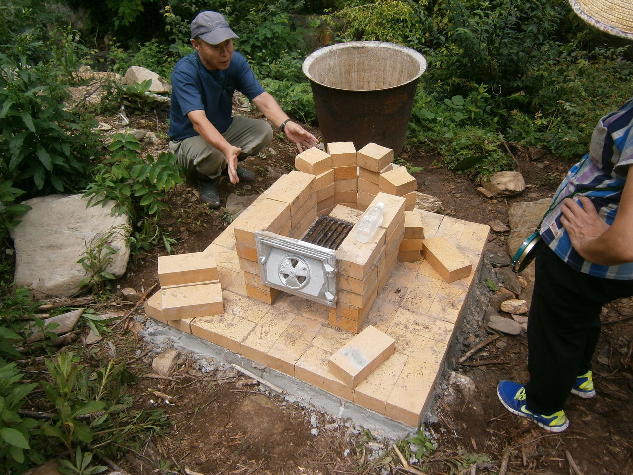 五右衛門風呂じぇくとスタート その と 8月8日に出島及び えくぼハウス にスイカを届けました Npo法人 まげんdeネット みやぎのblog
