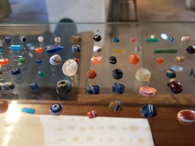 オカベマサノリ古代ビーズアクセサリー展 : コルチカム's LIFE日記