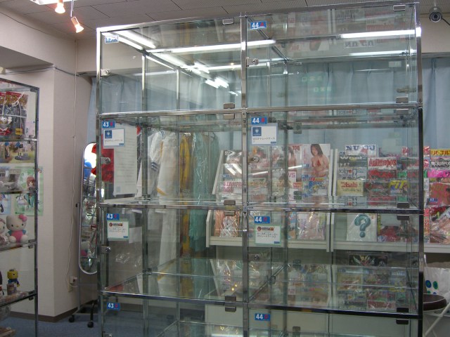 トレードケース設置しました レンタルショーケース コレクターズマートブログ Http Www Collectors Mart Jp