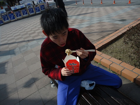 8915f6e3.jpg