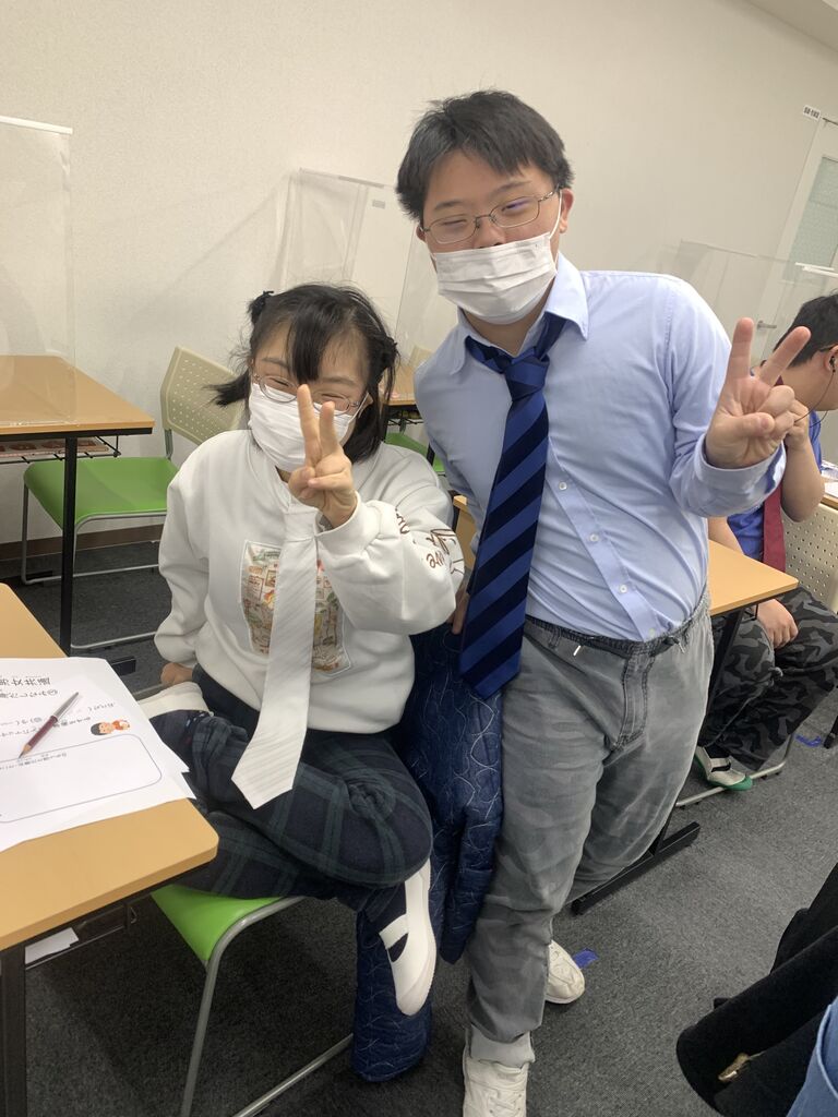 横浜 ネクタイの締め方講座 すべての若者に豊かな学びと青春を