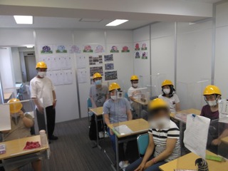 Dクラス (1)