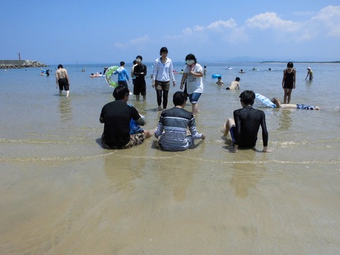 CF海水浴1