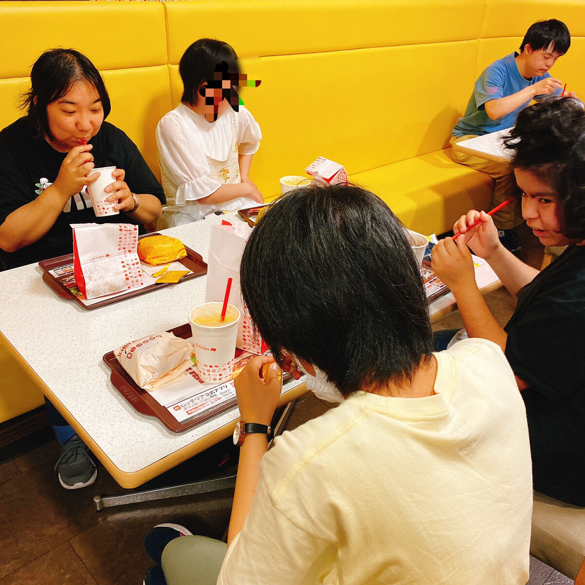 沼津 ディズニーストアでお買い物 すべての若者に豊かな学びと青春を