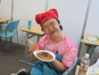 高田馬場 パンケーキ作り 福祉型カレッジ ゆたかカレッジ の日々 高田馬場 パンケーキ作り 福祉型カレッジ ゆたかカレッジ の日々