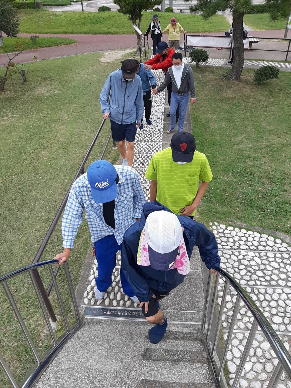 福岡 痛気持ちいい ただただ痛い 足つぼロード 福祉型カレッジ ゆたかカレッジ の日々