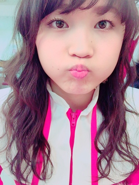 モーニング娘 鞘師里保 今日の顔のメイクは自分でやったけど 髪型はヘアメイクさんにアレンジしていただいたんです ハロプロまとめ カラフルxハロプロ 21