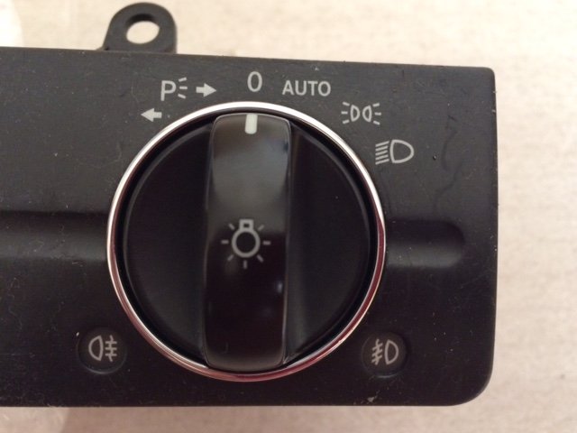 W211ライトスイッチパネル べたつき修理 Color S Repair Works リペアな日々