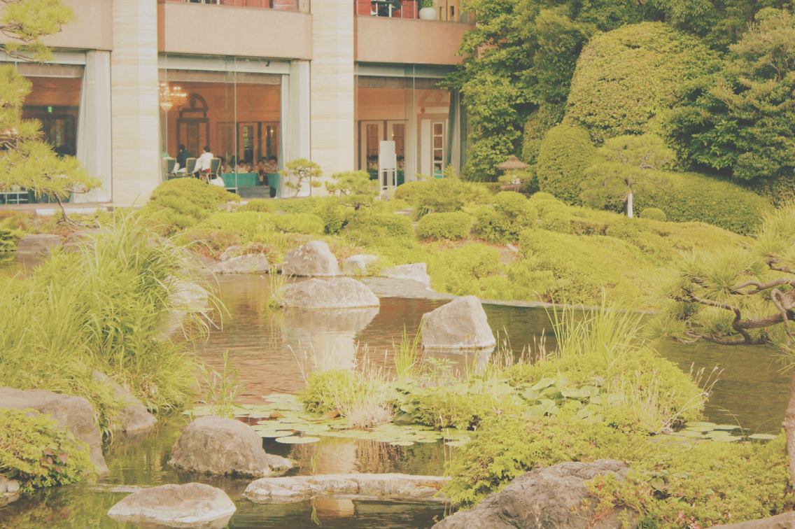 高級ホテルの庭園 ホテルニューオータニ 日本庭園 The Garden In Luxury Hotel The Japanese Garden In Hotel New Otani 東京散歩コース Tokyo Walking Course 高級ホテルの庭園 ホテルニューオータニ 日本庭園 The Garden In Luxury Hotel The Japanese Garden In Hotel New Otani 東京散歩コース Tokyo Walking Course