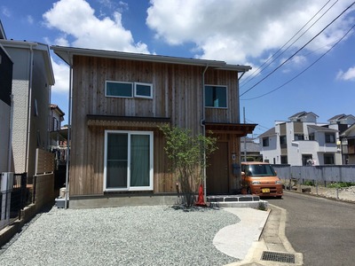 thouse2079