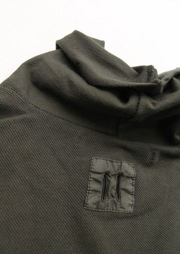 hannes roester ”Fine Cotton Pique Turtle Neck CAYYAK” (5)