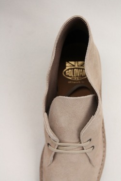 SOLOVAIR ”Chkka Boots Suede SAND” (6)