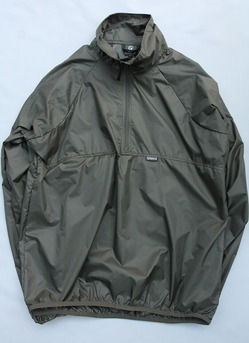 KELLA ”Neutronic Jacket OLIVE”