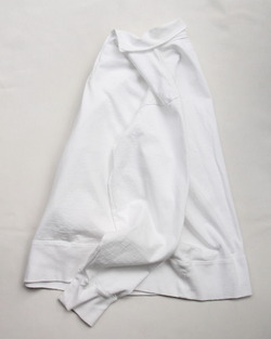 NOUN ”Zip Pull WHITE”251103 (4)