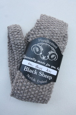 Black Sheep Hand Knit Tie GREY
