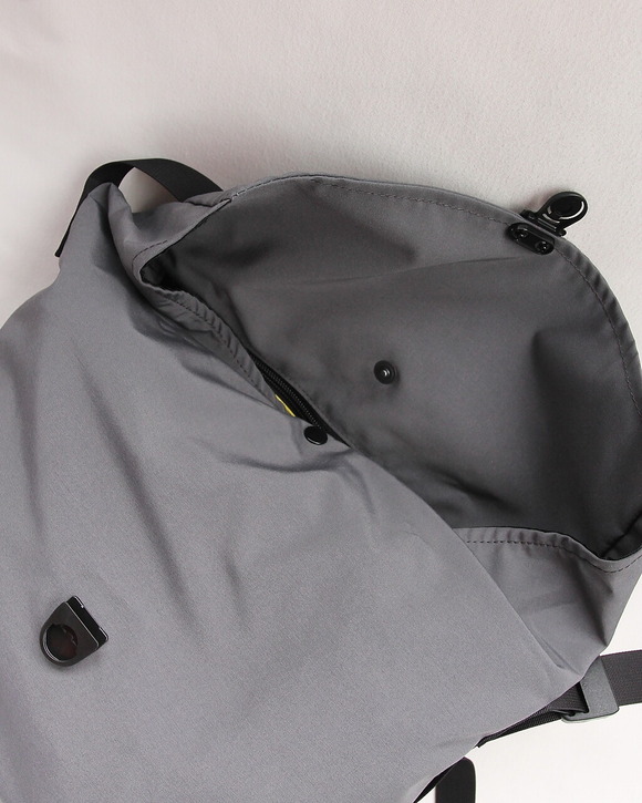 NOUN ”Pocini II GRAY”250130 (6)