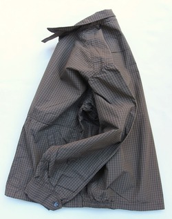 NOUN ”Drizer BROWN CHECK”2401244