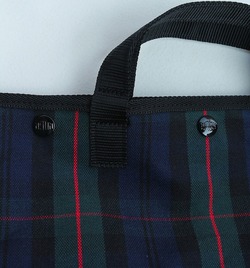 BAG n NOUN ”BAY CITY NAVY Check”240612 (2)