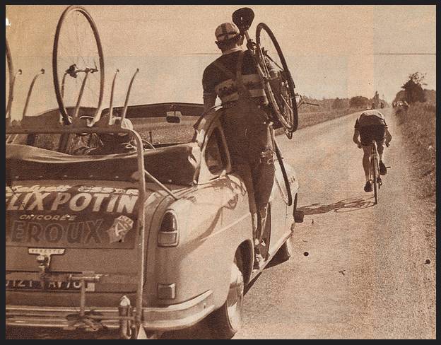 Jacques Anquetil & soigneur. Miroir Sprint 1956-09-24