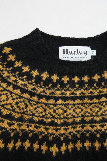 Harley Fairisle York 2Col Crew Neck BLACK NUGGET (2)
