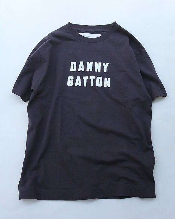 NOUN ”DANNY GATTON BLACK” 260518