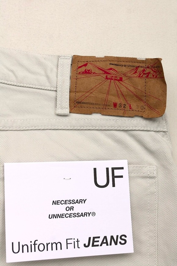 NOUN ”UF WHITE” 2307076