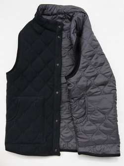 ARMEN Reversible Vest GREY X BLACK (7)