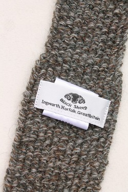 Black Sheep ”Hand Knit Tie DONEGAL”240929 (4)