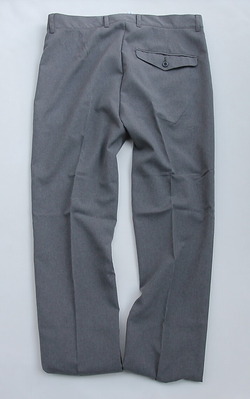 NOUN ”JFK GRAY”240517 (6)