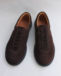 blueover MIKEY MC BROWN250421