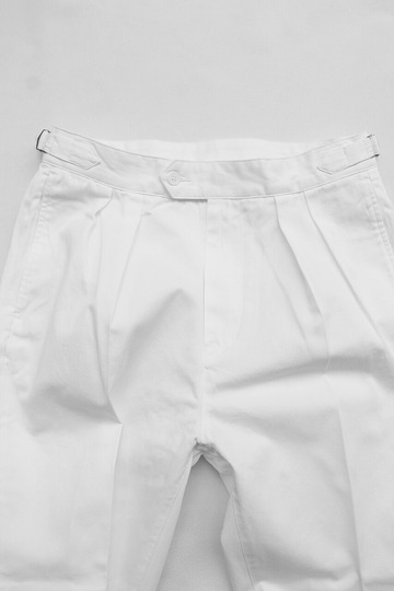KIFFE Belt Less Pants WHITE (3)