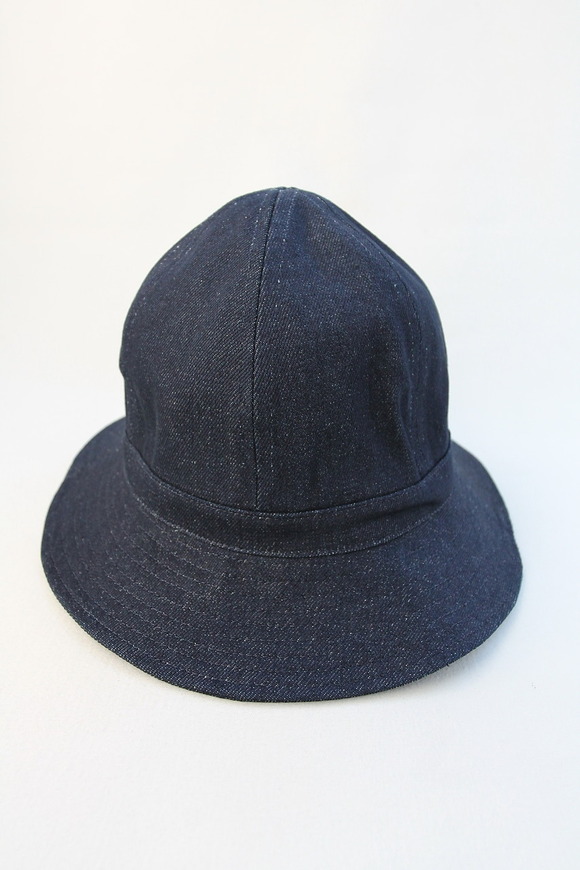 Au Vrai Chic BRITAIN Dome Hat DENIM