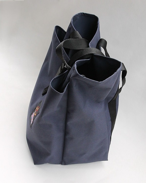 COTS WOLD AQUARIUS ”Vertical Trekker NAVY”260220 (3)