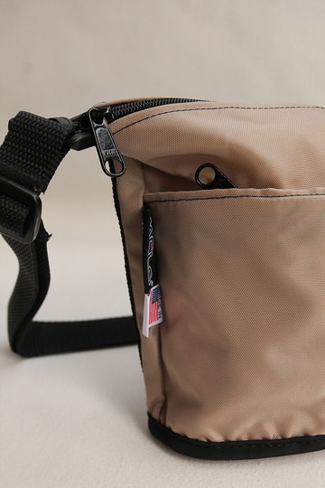 MELO ”R911 Shoulder Bag SAND STONE” (2)